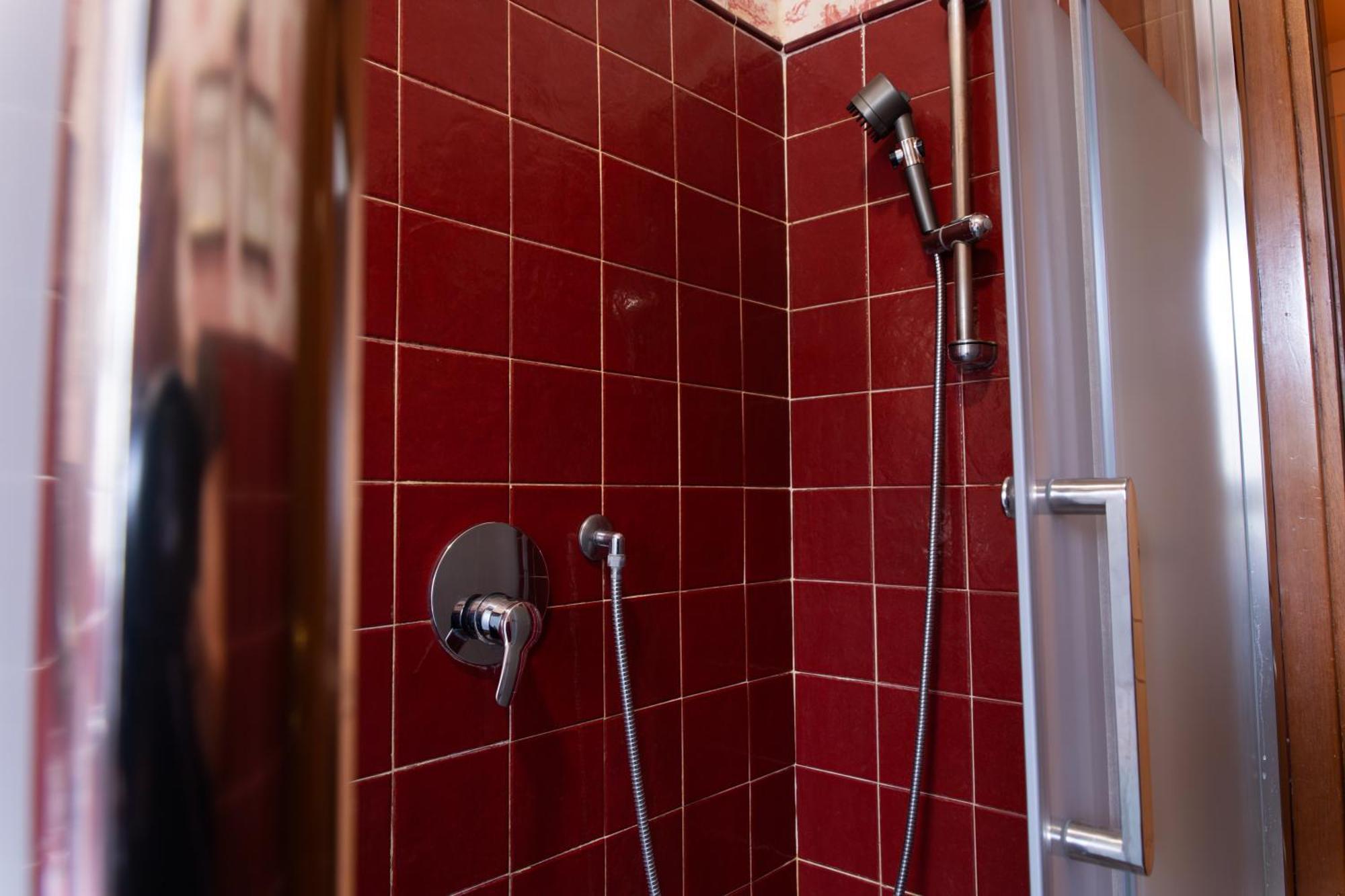 Duomo Walking Distance Elegant Flat With View Apartment Milan Bagian luar foto
